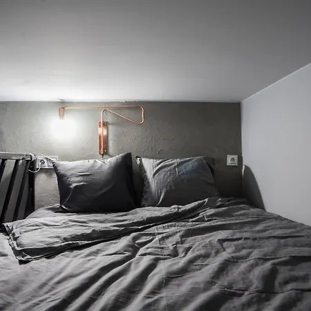 Golden In - Stylish And Cozy - Zabkowska A Warsaw