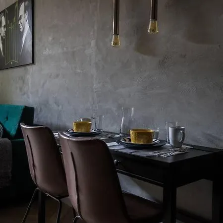 Golden In - Stylish And Cozy - Zabkowska A *