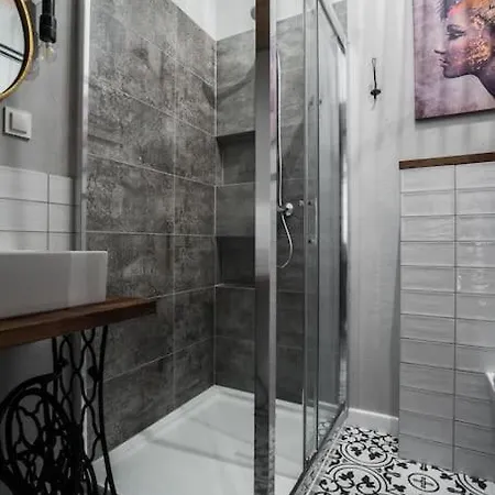 Апартаменты Golden In - Stylish And Cozy - Zabkowska A