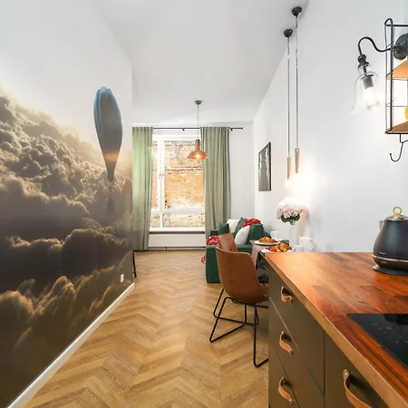 Golden In - Stylish And Cozy - Zabkowska A